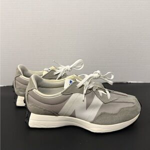 New Balance 327 - Gray and White Retro-Style Runner Sneakers